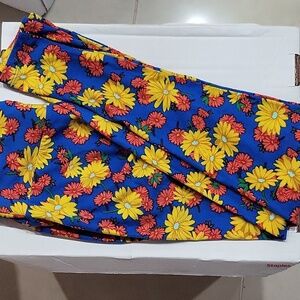 Like New LuLaRoe Blue Leggings with Red and Gold Flowers, One Size